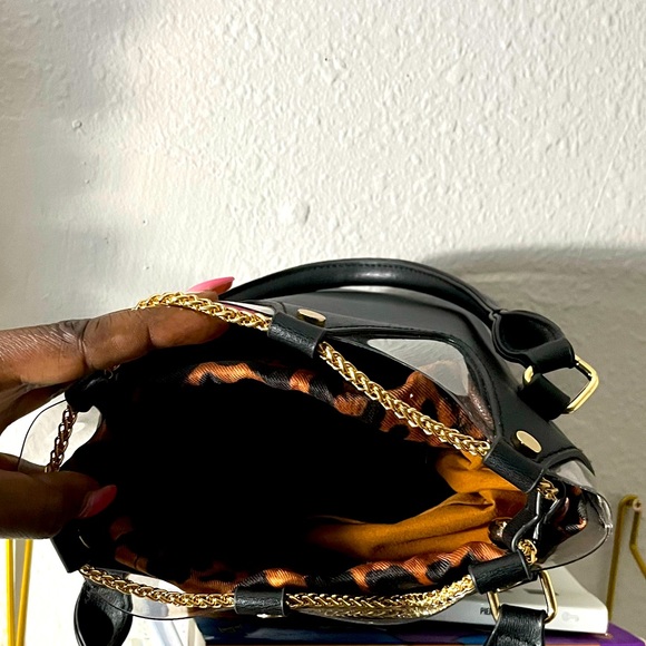 Black Faux Leather Bucket Bag with gold chain detail NWOT - Picture 2 of 9